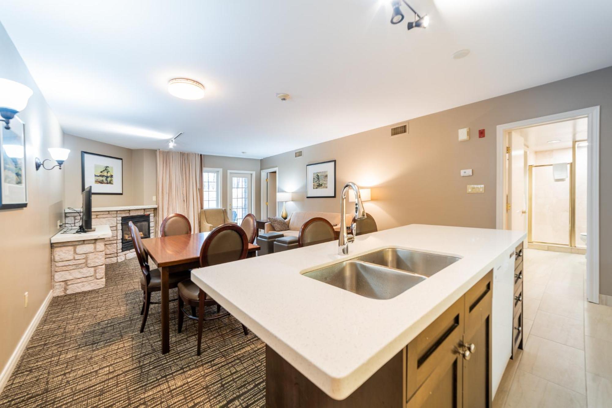 Horseshoe Valley Suites - The Azure Shanty Bay Esterno foto